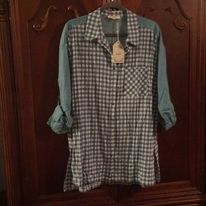 Women’s Button Up Plaid